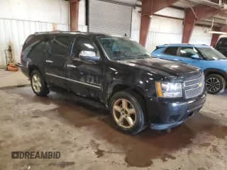 ✅ 2013 Chevrolet Suburban LTZ • VIN: 1GNSKKE72DR303889 • Lot: 79526464. Wystawiony na Copart z przebiegiem 245 968 mil. Bezpłatny archiwum sprzedaży aukcyjnych z USA i szczegółowy raport historii pojazdu na DreamBid. Zdjęcie 4.