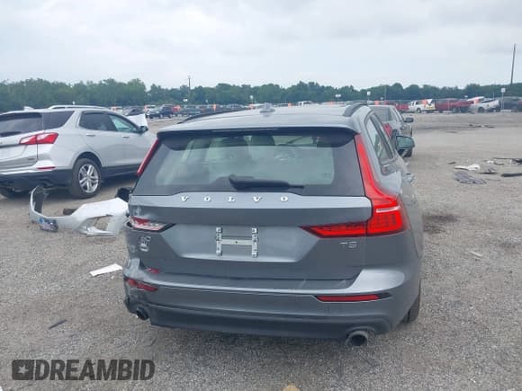 ✅ 2020 Volvo V60 Momentum • VIN: YV1102EKXL2349034 • Лот: 42882595. Опубликован ранее на IAAI с пробегом 58 406 миль. Бесплатный доступ к архиву аукционных продаж из США и подробный отчёт об истории автомобиля на DreamBid. Изображение 16.