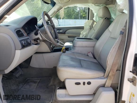 ✅ 2011 Chevrolet Silverado 1500 LTZ • VIN: 1GCRKTE35BZ228614 • Lot: 69387194. Listed on Copart with 133,863 mi. Free auction sales archive from the USA and detailed vehicle history report at DreamBid. Image 7.