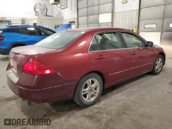 ✅ 2007 Honda Accord LX SE • VIN: 1HGCM56317A023437 • Лот: 91715805. Опубликован ранее на Copart с пробегом 224 190 миль. Бесплатный доступ к архиву аукционных продаж из США и подробный отчёт об истории автомобиля на DreamBid. Изображение 3.