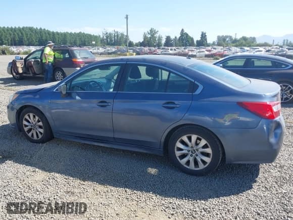 ✅ 2015 Subaru Legacy Premium • VIN: 4S3BNBD62F3051415 • Lot: 42461835. Wystawiony na IAAI z przebiegiem 172 832 mil. Bezpłatny archiwum sprzedaży aukcyjnych z USA i szczegółowy raport historii pojazdu na DreamBid. Zdjęcie 15.