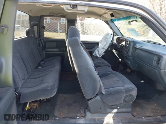 ✅ 2000 Chevrolet Silverado 1500 LS • VIN: 2GCEK19T3Y1345543 • Лот: 43701001. Опубликован ранее на IAAI с пробегом 279 389 миль. Бесплатный доступ к архиву аукционных продаж из США и подробный отчёт об истории автомобиля на DreamBid. Изображение 8.