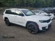 ✅ 2023 Jeep Grand Cherokee Altitude X • VIN: 1C4RJKAG3P8852091 • Lot: 82134495. Wystawiony na Copart z przebiegiem 39 343 mil. Bezpłatny archiwum sprzedaży aukcyjnych z USA i szczegółowy raport historii pojazdu na DreamBid. Zdjęcie 4.