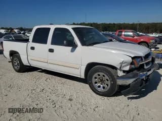 ✅ 2005 Chevrolet Silverado 1500 LS • VIN: 2GCEC13T351380665 • Лот: 77255344. Опубликован ранее на Copart с пробегом 174 155 миль. Бесплатный доступ к архиву аукционных продаж из США и подробный отчёт об истории автомобиля на DreamBid. Изображение 4.