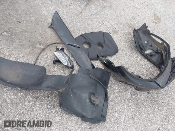 ✅ 2018 Hyundai Elantra • VIN: KMHH35LE5JU029790 • Lot: 43223426. Listed on IAAI with 121,262 mi. Free auction sales archive from the USA and detailed vehicle history report at DreamBid. Image 12.