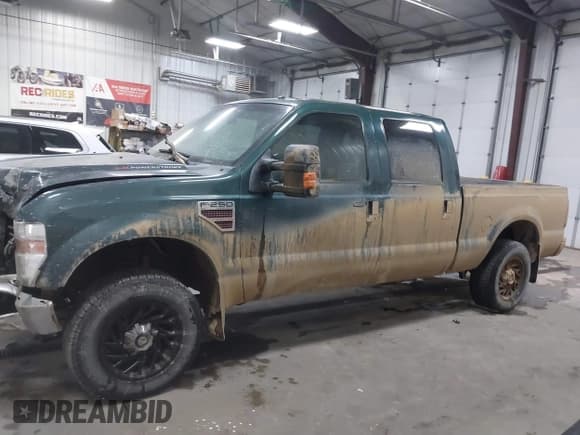 ✅ 2008 Ford F-250 XL • VIN: 1FTSW21R78ED95034 • Lot: 41340287. Wystawiony na IAAI z przebiegiem 193 600 mil. Bezpłatny archiwum sprzedaży aukcyjnych z USA i szczegółowy raport historii pojazdu na DreamBid. Zdjęcie 14.