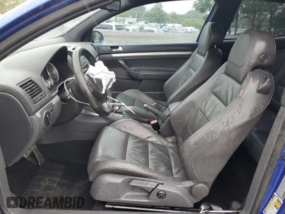 ✅ 2008 Volkswagen R32 • VIN: WVWKC71K18W195916 • Lot: 66293934. Listed on Copart with 113,817 mi. Free auction sales archive from the USA and detailed vehicle history report at DreamBid. Image 7.