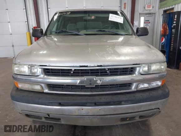 2005 Chevrolet Suburban LS z VIN 1GNFK16Z85J145229, wystawiony jako IAAI lot #42706478 z przebiegiem 198 500 mil mil oraz . Historia ofert i sprzedaży dostępna na DreamBid. Obrazek 13.