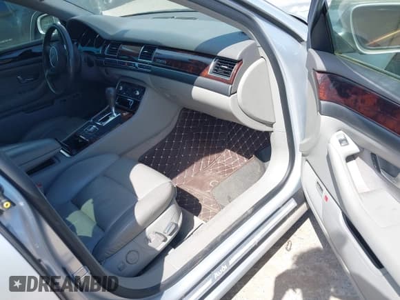 ✅ 2004 Audi A8 • VIN: WAUML44E74N000587 • Lot: 42479262. Listed on IAAI with 100,722 mi. Free auction sales archive from the USA and detailed vehicle history report at DreamBid. Image 5.