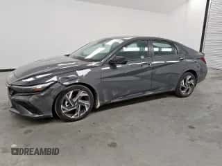 2025 Hyundai Elantra SEL Sport с VIN KMHLM4DG7SU979359, выставлен на аукционе Copart как лот 84722395 с пробегом 18 394 миль миль и Чистый • Clean title. История ставок и продаж доступна на DreamBid. Изображение 1.