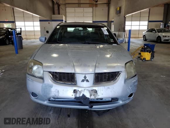 ✅ 2006 Mitsubishi Galant ES • VIN: 4A3AB36F16E071051 • Lot: 62706024. Wystawiony na Copart z przebiegiem 137 959 mil. Bezpłatny archiwum sprzedaży aukcyjnych z USA i szczegółowy raport historii pojazdu na DreamBid. Zdjęcie 5.