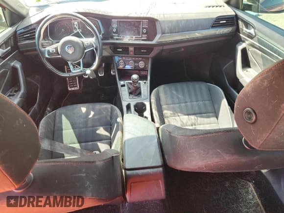 ✅ 2019 Volkswagen Jetta S • VIN: 3VW5T7BU5KM143674 • Lot: 80318995. Listed on Copart with 170,971 mi. Free auction sales archive from the USA and detailed vehicle history report at DreamBid. Image 8.