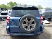 ✅ 2010 Toyota RAV4 Sport • VIN: JTMRF4DV9AD021572 • Lot: 41889657. Listed on IAAI with 150,878 mi. Free auction sales archive from the USA and detailed vehicle history report at DreamBid. Image 17.