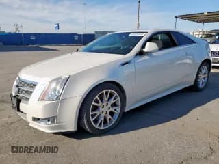 ✅ 2011 Cadillac CTS Premium • VIN: 1G6DP1ED4B0128651 • Lot: 80919445. Wystawiony na Copart z przebiegiem 56 962 mil. Bezpłatny archiwum sprzedaży aukcyjnych z USA i szczegółowy raport historii pojazdu na DreamBid. Zdjęcie 1.