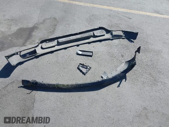 ✅ 2015 BMW 4 Series 428i • VIN: WBA3V7C53FP772066 • Лот: 42837150. Опубликован ранее на IAAI с пробегом Не указан. Бесплатный доступ к архиву аукционных продаж из США и подробный отчёт об истории автомобиля на DreamBid. Изображение 12.