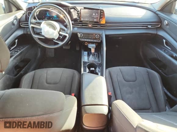 2021 Hyundai Elantra SEL with VIN KMHLN4AGXMU099034, listed as a Copart auction lot 82003155 with 114,831 mi miles and Salvage title. Bid and sale history available at DreamBid. Image 8.