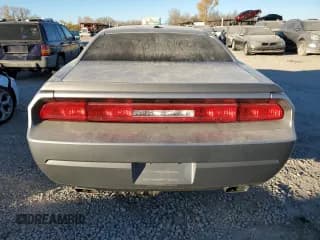 ✅ 2014 Dodge Challenger Shaker • VIN: 2C3CDYBT5EH257623 • Lot: 81922954. Wystawiony na Copart z przebiegiem 124 118 mil. Bezpłatny archiwum sprzedaży aukcyjnych z USA i szczegółowy raport historii pojazdu na DreamBid. Zdjęcie 6.