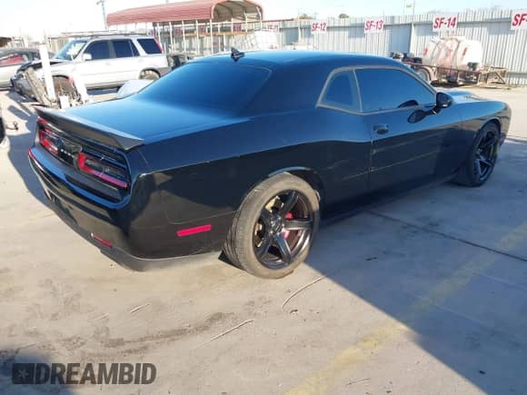 2021 Dodge Challenger SRT Hellcat с VIN 2C3CDZC97MH634623, выставлен на аукционе IAAI как лот 41228580 с пробегом 36 027 миль миль и . История ставок и продаж доступна на DreamBid. Изображение 4.