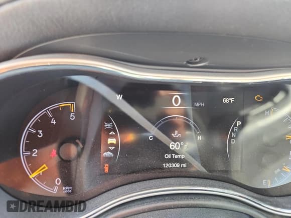 ✅ 2016 Jeep Grand Cherokee Overland • VIN: 1C4RJFCM1GC377936 • Лот: 81449065. Опубликован ранее на Copart с пробегом 120 309 миль. Бесплатный доступ к архиву аукционных продаж из США и подробный отчёт об истории автомобиля на DreamBid. Изображение 9.