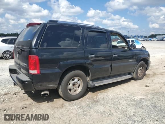 ✅ 2003 Cadillac Escalade • VIN: 1GYEC63TX3R317753 • Lot: 71531984. Wystawiony na Copart z przebiegiem 247 513 mil. Bezpłatny archiwum sprzedaży aukcyjnych z USA i szczegółowy raport historii pojazdu na DreamBid. Zdjęcie 3.