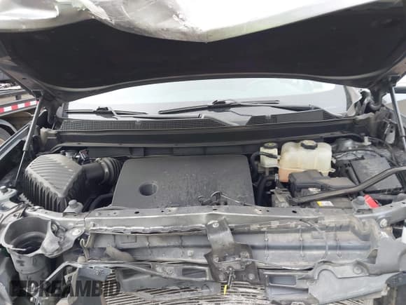 ✅ 2020 Chevrolet Traverse LT Cloth • VIN: 1GNERGKW4LJ171782 • Lot: 43415058. Wystawiony na IAAI z przebiegiem 76 109 mil. Bezpłatny archiwum sprzedaży aukcyjnych z USA i szczegółowy raport historii pojazdu na DreamBid. Zdjęcie 10.