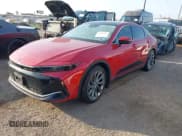 ✅ 2024 Toyota Crown XLE • VIN: JTDAAAAF1R3029397 • Lot: 42269436. Wystawiony na IAAI z przebiegiem Nie podano. Bezpłatny archiwum sprzedaży aukcyjnych z USA i szczegółowy raport historii pojazdu na DreamBid. Zdjęcie 2.