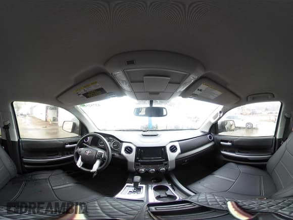 ✅ 2016 Toyota Tundra SR5 • VIN: 5TFRY5F1XGX205372 • Лот: 43752528. Опубликован ранее на IAAI с пробегом 231 764 миль. Бесплатный доступ к архиву аукционных продаж из США и подробный отчёт об истории автомобиля на DreamBid. Изображение 19.