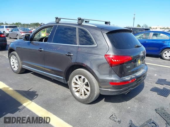 ✅ 2016 Audi Q5 Premium • VIN: WA1C2AFP5GA053809 • Lot: 43697244. Listed on IAAI with 110,404 mi. Free auction sales archive from the USA and detailed vehicle history report at DreamBid. Image 3.