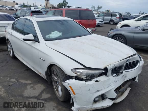 ✅ 2015 BMW 5 Series 535i xDrive • VIN: WBA5B3C56FD548284 • Lot: 43262851. Listed on IAAI with 102,867 mi. Free auction sales archive from the USA and detailed vehicle history report at DreamBid. Image 1.