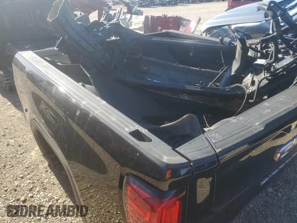 ✅ 2018 Chevrolet Silverado 1500 • VIN: N0V1N0NPART • Лот: 43236905. Опубликован ранее на Copart с пробегом Не указан. Бесплатный доступ к архиву аукционных продаж из США и подробный отчёт об истории автомобиля на DreamBid. Изображение 8.