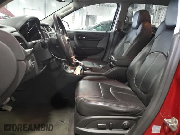 ✅ 2014 Chevrolet Traverse LT • VIN: 1GNKVHKD5EJ261870 • Lot: 69215964. Wystawiony na Copart z przebiegiem 108 941 mil. Bezpłatny archiwum sprzedaży aukcyjnych z USA i szczegółowy raport historii pojazdu na DreamBid. Zdjęcie 7.