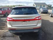 ✅ 2017 Lincoln MKX Select • VIN: 2LMPJ8KR5HBL50935 • Lot: 43394529. Listed on IAAI with 50,195 mi. Free auction sales archive from the USA and detailed vehicle history report at DreamBid. Image 16.
