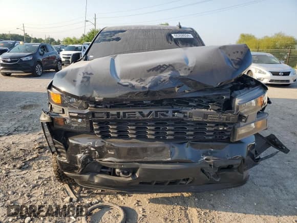 ✅ 2021 Chevrolet Silverado 1500 Custom • VIN: 1GCRYBEK9MZ192459 • Lot: 66268034. Wystawiony na Copart z przebiegiem 40 993 mil. Bezpłatny archiwum sprzedaży aukcyjnych z USA i szczegółowy raport historii pojazdu na DreamBid. Zdjęcie 5.