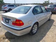 ✅ 2002 BMW 3 Series 325i • VIN: WBAEV33402KL72398 • Lot: 42596344. Listed on IAAI with 90,885 mi. Free auction sales archive from the USA and detailed vehicle history report at DreamBid. Image 4.