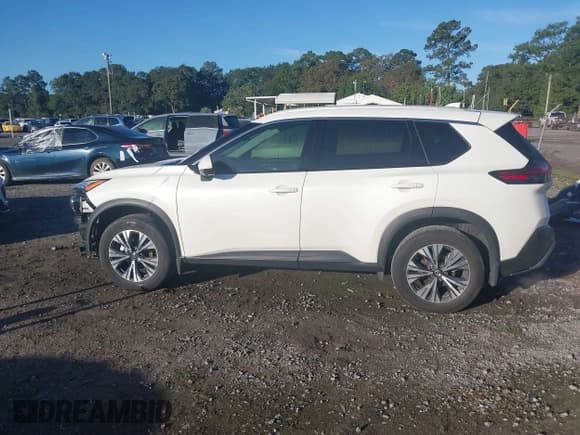 ✅ 2021 Nissan Rogue SV • VIN: 5N1AT3BA4MC849499 • Lot: 43386808. Wystawiony na IAAI z przebiegiem 10 803 mil. Bezpłatny archiwum sprzedaży aukcyjnych z USA i szczegółowy raport historii pojazdu na DreamBid. Zdjęcie 15.