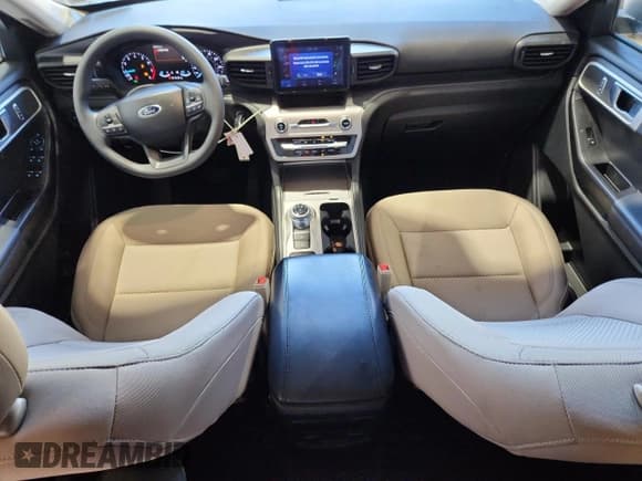 ✅ 2022 Ford Explorer • VIN: 1FMSK7BH8NGB80157 • Lot: 62773395. Wystawiony na Copart z przebiegiem 35 805 mil. Bezpłatny archiwum sprzedaży aukcyjnych z USA i szczegółowy raport historii pojazdu na DreamBid. Zdjęcie 8.