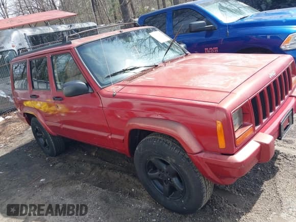 ✅ 1998 Jeep Cherokee Sport • VIN: 1J4FJ68S5WL250822 • Lot: 41809959. Listed on IAAI with Not provided. Free auction sales archive from the USA and detailed vehicle history report at DreamBid. Image 1.