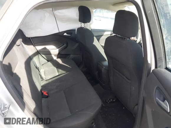 ✅ 2017 Ford Focus SE • VIN: 1FADP3F2XHL208667 • Lot: 43587367. Listed on IAAI with 140,765 mi. Free auction sales archive from the USA and detailed vehicle history report at DreamBid. Image 8.