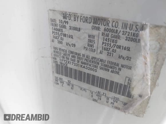 ✅ 2000 Ford F-150 XL • VIN: 1FTZX1723YKA32005 • Lot: 43863138. Listed on IAAI with Not provided. Free auction sales archive from the USA and detailed vehicle history report at DreamBid. Image 9.