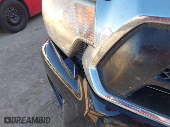 ✅ 2015 Toyota Tacoma PreRunner • VIN: 3TMJU4GN9FM180439 • Lot: 43430077. Listed on IAAI with 181,210 mi. Free auction sales archive from the USA and detailed vehicle history report at DreamBid. Image 20.