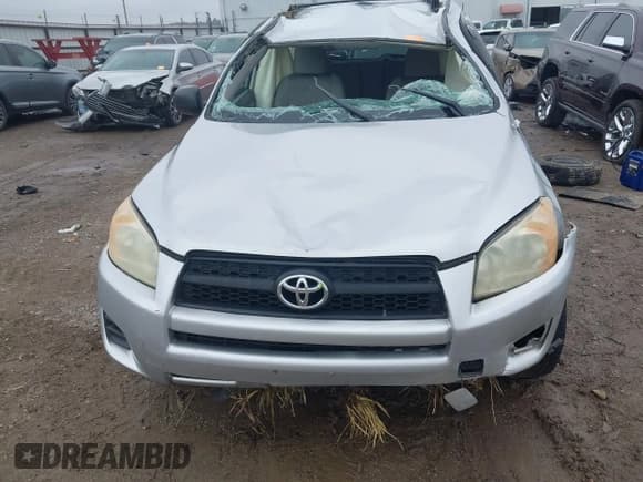 ✅ 2009 Toyota RAV4 • VIN: JTMZF33V29D002031 • Лот: 43526879. Опубликован ранее на IAAI с пробегом 240 326 миль. Бесплатный доступ к архиву аукционных продаж из США и подробный отчёт об истории автомобиля на DreamBid. Изображение 13.