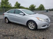 ✅ 2013 Hyundai Sonata GLS • VIN: 5NPEB4AC7DH760399 • Lot: 73573874. Listed on Copart with 155,240 mi. Free auction sales archive from the USA and detailed vehicle history report at DreamBid. Image 4.