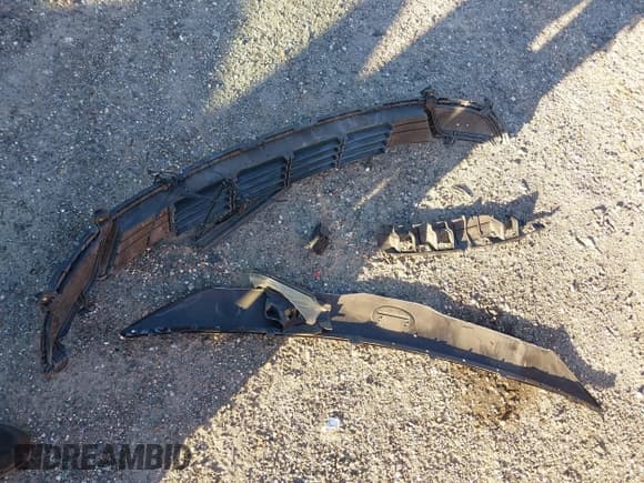 ✅ 2017 Kia Forte LX • VIN: 3KPFL4A75HE104426 • Lot: 38188004. Wystawiony na IAAI z przebiegiem 152 206 mil. Bezpłatny archiwum sprzedaży aukcyjnych z USA i szczegółowy raport historii pojazdu na DreamBid. Zdjęcie 12.