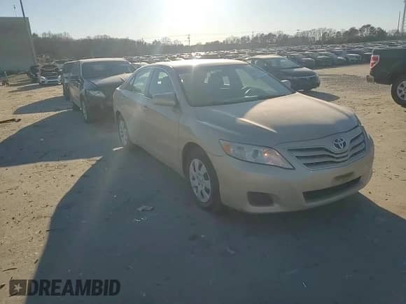 2011 Toyota Camry LE z VIN 4T1BF3EK0BU766627, wystawiony jako Copart lot #43193385 z przebiegiem 161 539 mil mil oraz Szkoda całkowita • Salvage title. Historia ofert i sprzedaży dostępna na DreamBid. Obrazek 11.