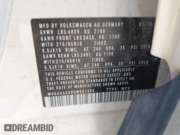 ✅ 2013 Volkswagen Tiguan S • VIN: WVGAV3AX8DW581359 • Лот: 42232568. Опубликован ранее на IAAI с пробегом 124 141 миль. Бесплатный доступ к архиву аукционных продаж из США и подробный отчёт об истории автомобиля на DreamBid. Изображение 9.