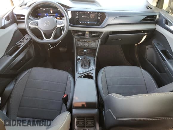 ✅ 2022 Volkswagen Taos SE • VIN: 3VVLX7B2XNM001551 • Lot: 86266655. Listed on Copart with 39,668 mi. Free auction sales archive from the USA and detailed vehicle history report at DreamBid. Image 8.