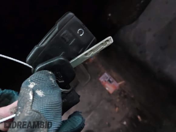 ✅ 2016 Chevrolet Silverado 2500HD LT • VIN: 1GC2KVEG7GZ290166 • Lot: 43338079. Listed on IAAI with 181,726 mi. Free auction sales archive from the USA and detailed vehicle history report at DreamBid. Image 11.