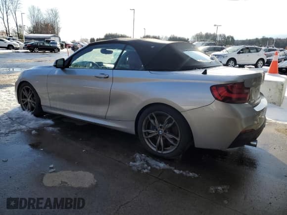 ✅ 2015 BMW 2 Series M235i • VIN: WBA1M1C53FV393443 • Lot: 44038885. Wystawiony na Copart z przebiegiem 69 299 mil. Bezpłatny archiwum sprzedaży aukcyjnych z USA i szczegółowy raport historii pojazdu na DreamBid. Zdjęcie 2.