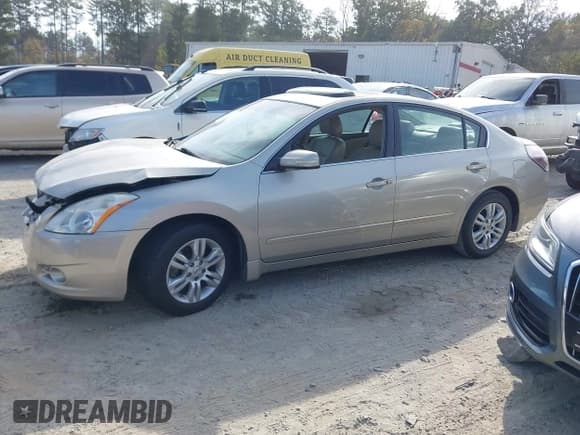✅ 2010 Nissan Altima SL • VIN: 1N4AL2AP9AN499510 • Lot: 43505257. Listed on IAAI with 198,566 mi. Free auction sales archive from the USA and detailed vehicle history report at DreamBid. Image 14.