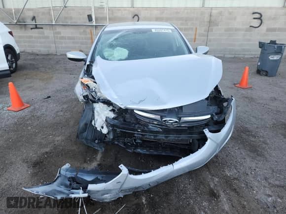 2012 Hyundai Elantra Limited with VIN 5NPDH4AE6CH080150, listed as a Copart auction lot 85207415 with 143,138 mi miles and Salvage title. Bid and sale history available at DreamBid. Image 5.